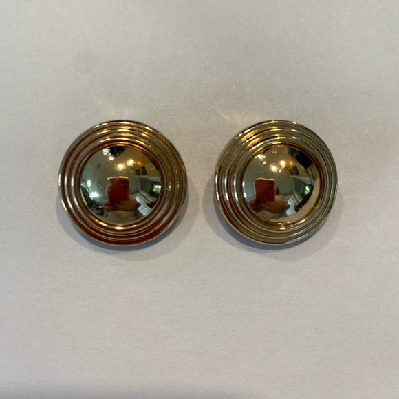 Christian Dior Vintage 1980’s Gold Tone Circular Clip On Earrings - Picture 1 of 4